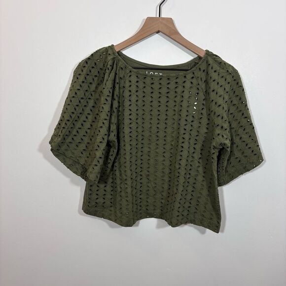 Loft Eyelet Modern Tee NEW with tags Size XS Four Leaf Clover Green - Picture 2 of 12